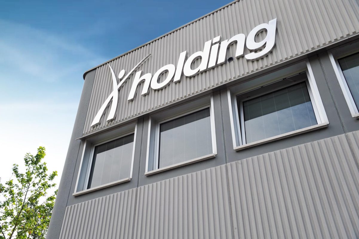 Xholding